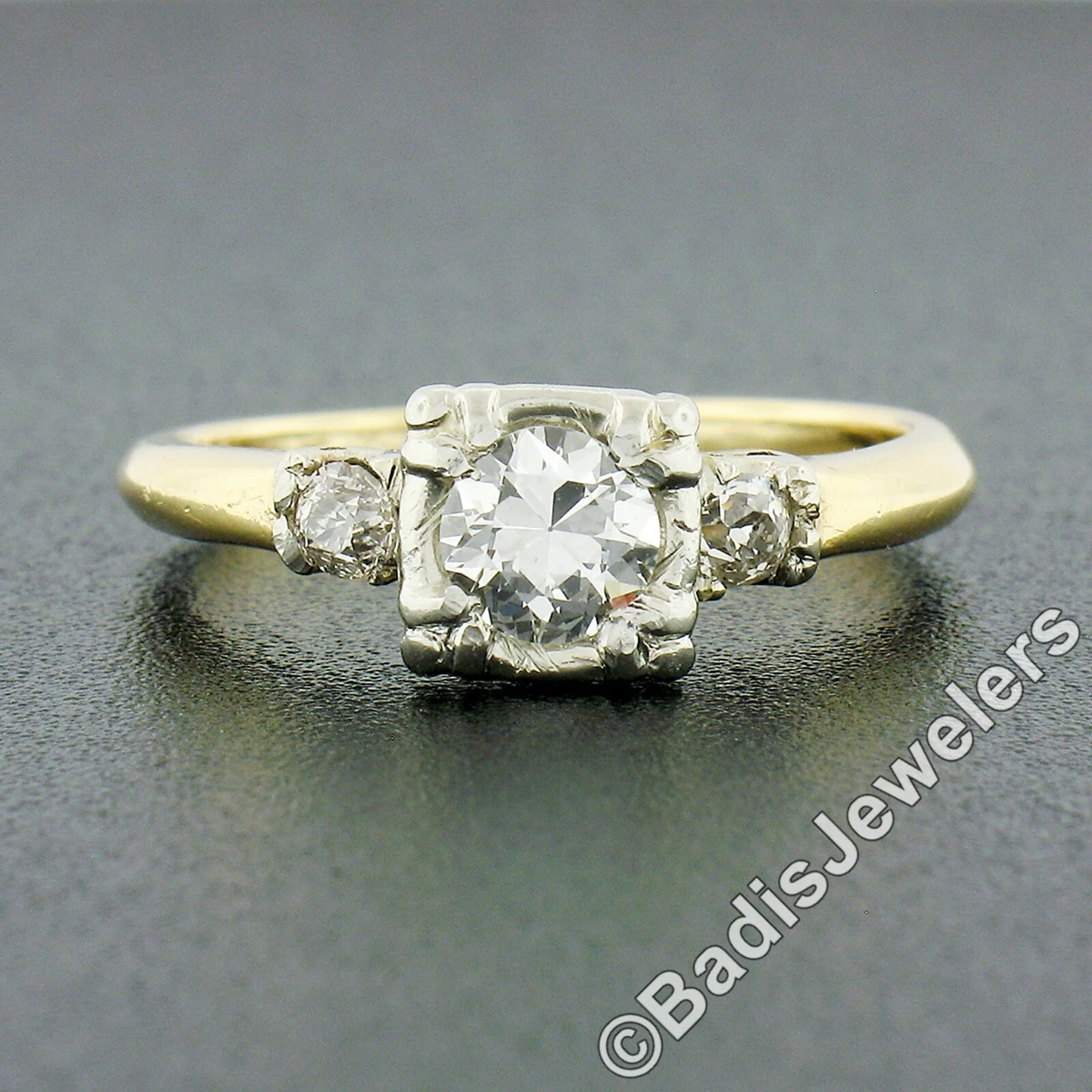 Vintage solitaire diamond ring deals