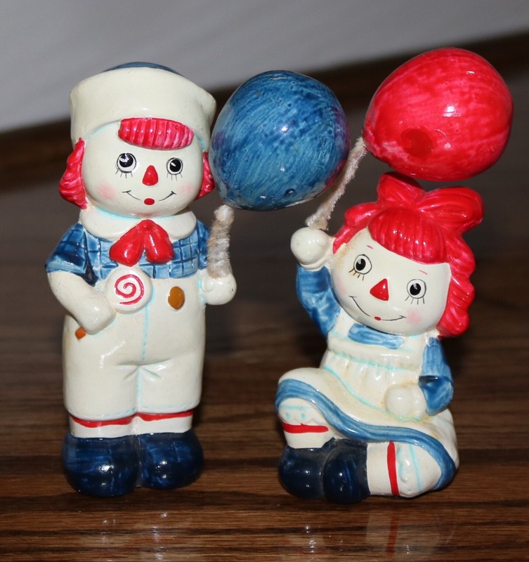 Vintage Raggedy Ann and Andy Figurines with Balloons