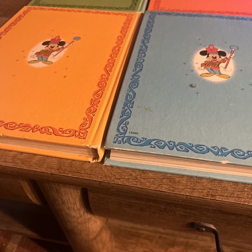 Vintage Walt Disney Parade Bücher 1970 komplett 4 Bände Sammlung - Bild 3 von 13