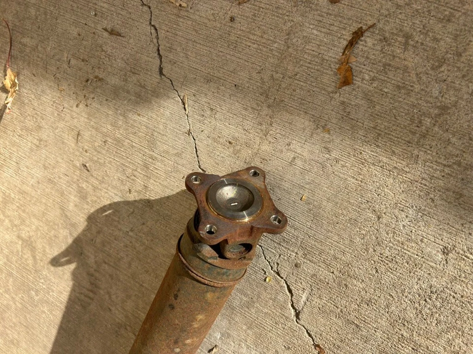 2006-2018 TOYOTA RAV4 Rear Drive Shaft 2 Piece 3710042090 - Image 2 of 4