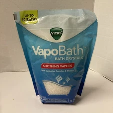 Vicks Bath Crystals Bath Bomb, Non-Medicated Bath Salts, Soothing Vapors 36oz