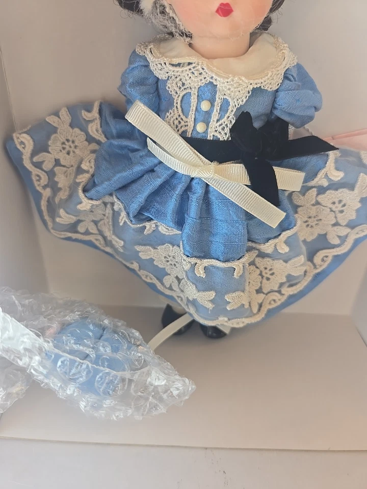 Muñeca rara Madame Alexander "Wendy's Favorite Keepsake" #36780–8′′ - LE876/1500–NRFB Foto 4 de 4