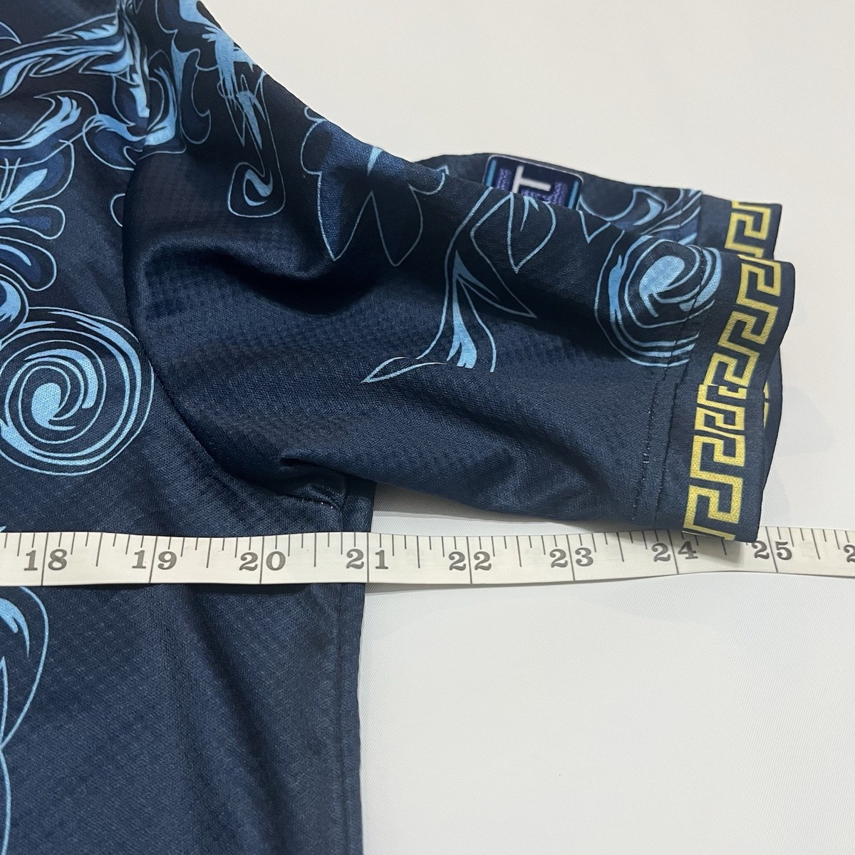 ■昇■✨新品未使用⚜️PUMA️ × VERSACE⚜️ユニフォーム s-l1200.jpg