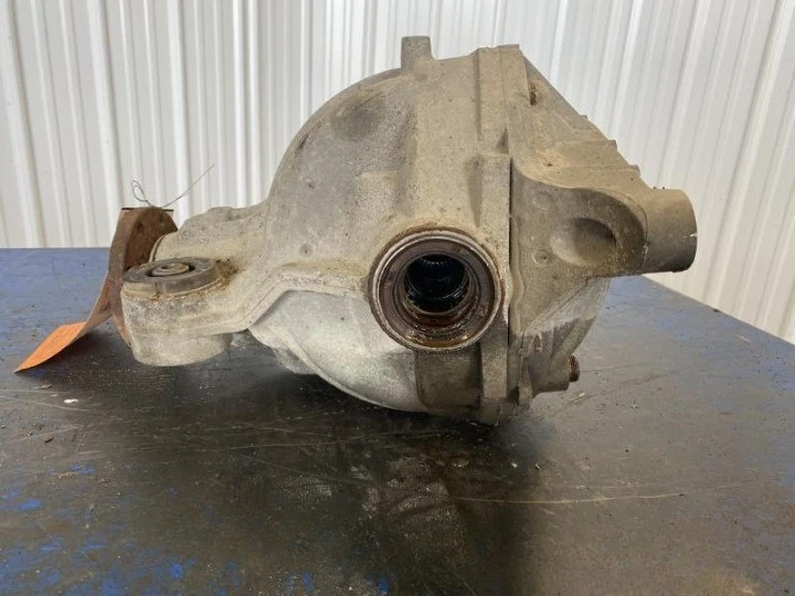 2007-2010 Ford Explorer Rear Differential Carrier Assembly 3.73 ratio OEM - Imagem 2 de 4