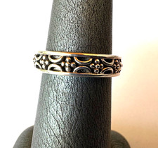 Sterling Silver Band ring sz 6