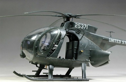 Pro Built model US AH-6J / MH-6J Little Bird + 6 fig.crew 1/35 pre order - Picture 9 of 12