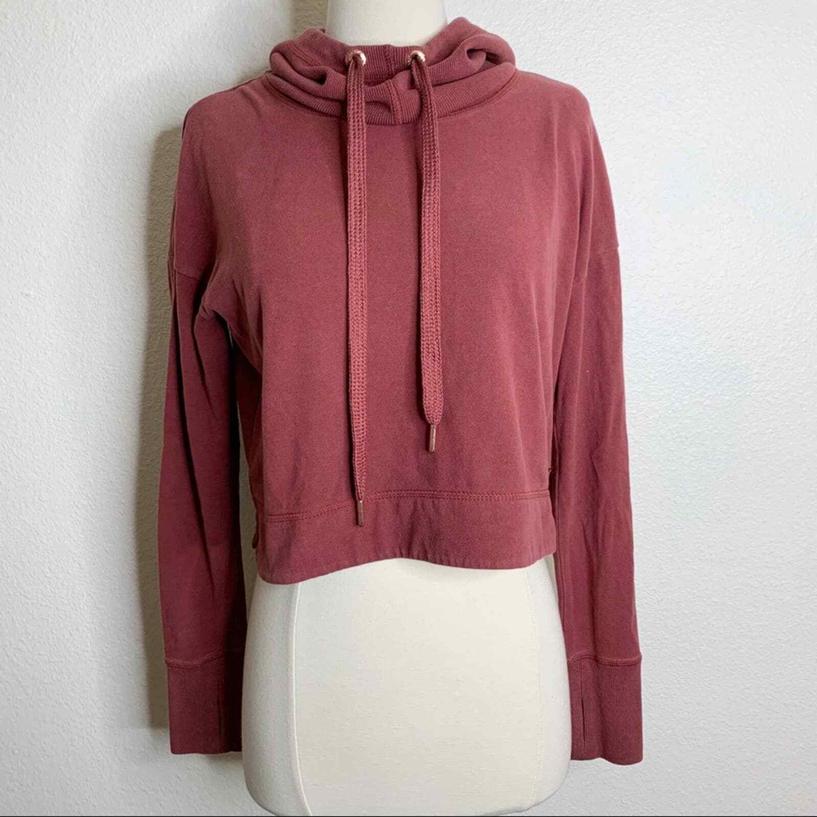 Sweaty Betty Escape Luxe Fleece Cropped Hoodie Burgundy Black Cherry Extra  Small | eBay