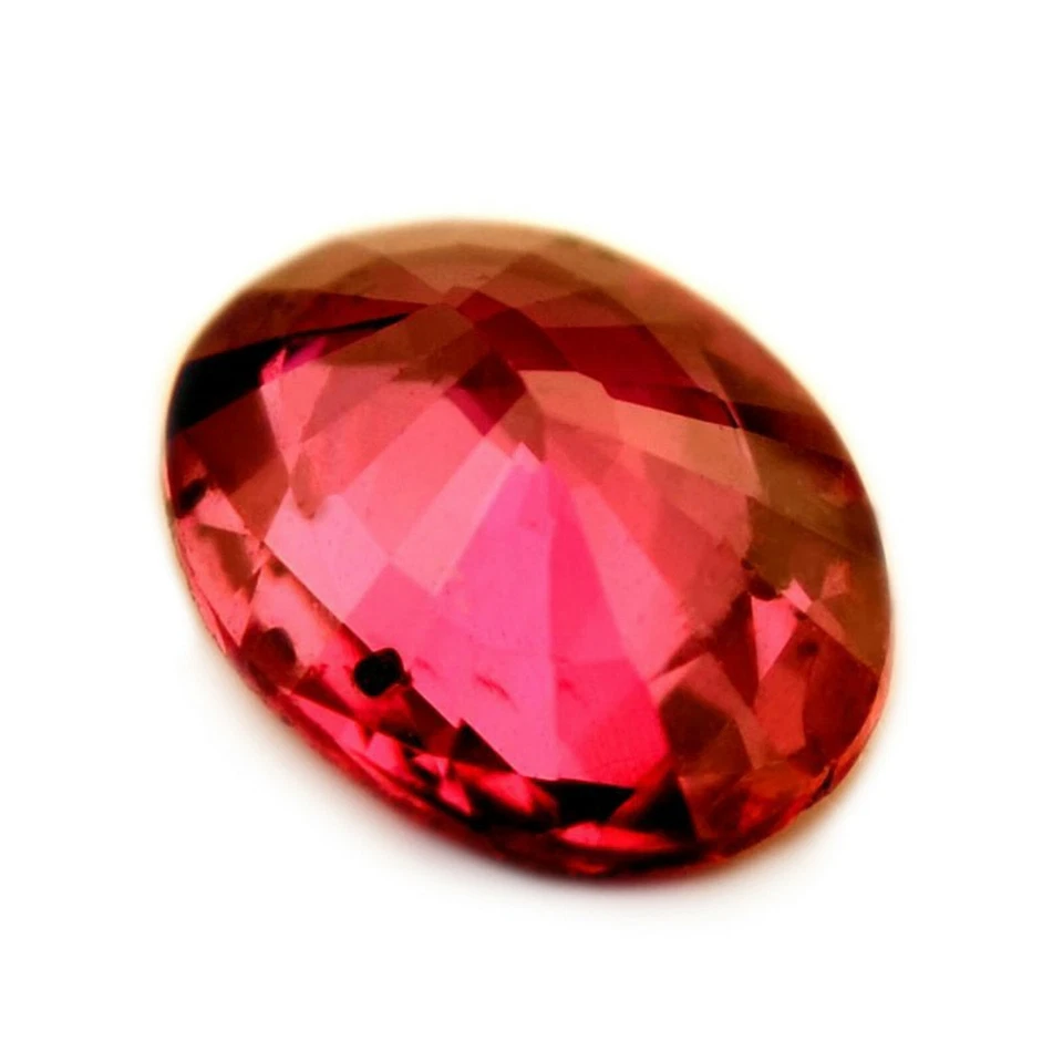 Certified Natural Untreated Red Color Ruby 0.40ct VS Clarity Madagascar Oval  - Image 2 of 2