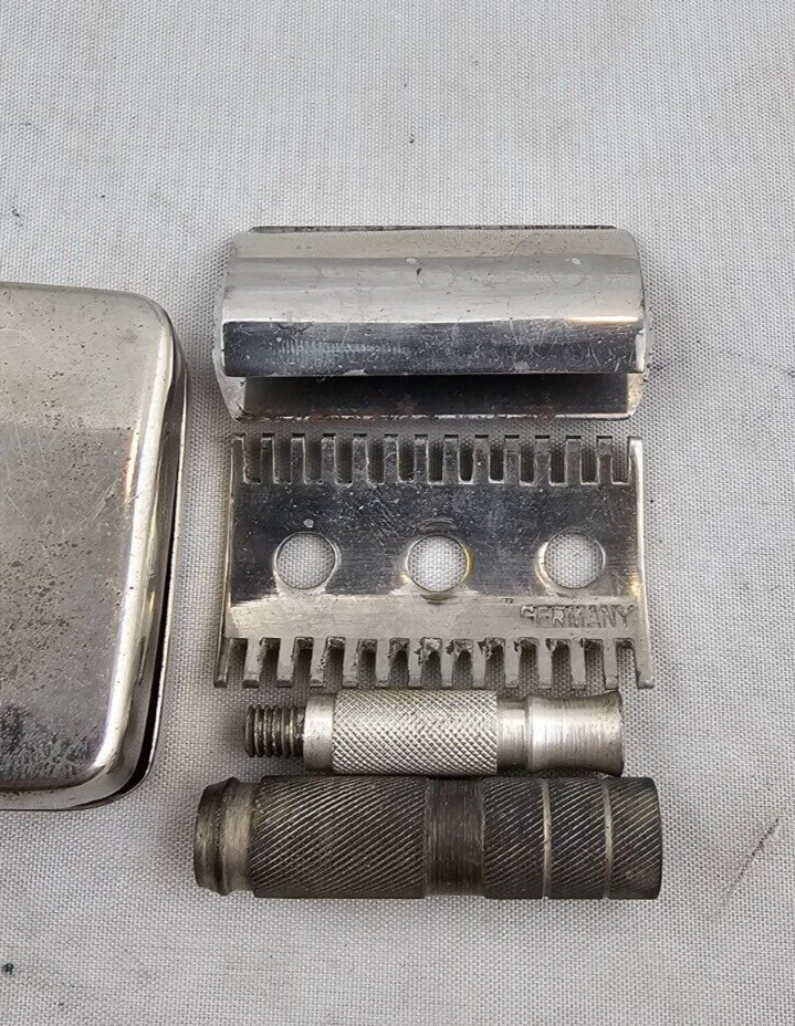 Vintage Germany 4 Piece Travel Safety Razor Set Silver Tone in Case