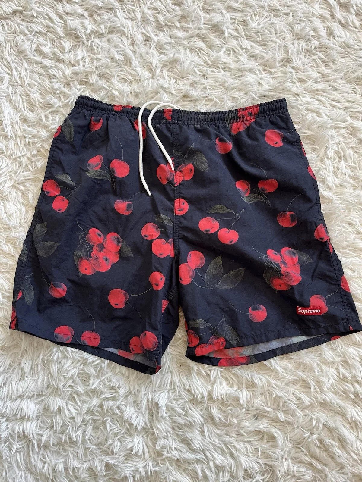 Maillot de bain Supreme Cherry short d'eau petit S authentique