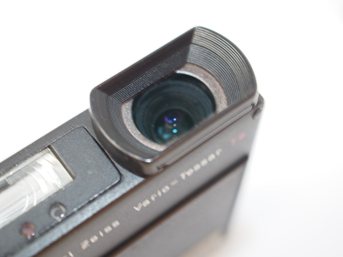 Kyocera Contax SL 300RT 3.2Mp Compact Digital Camera | eBay Kyocera Contax SL 300RT 3.2Mp Compact Digital Camera | eBay