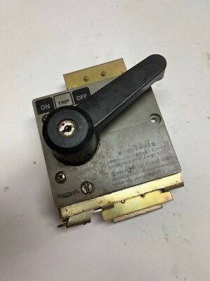 Fuji Fanuc Handle Disconnect CNC Machine ON OFF Switch Breaker Fuse G ...