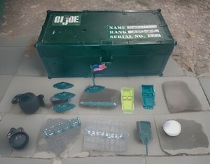 HUGE G.I. Joe Vintage 1990s Army Green Footlocker Lot 250+ Figures & Accessories