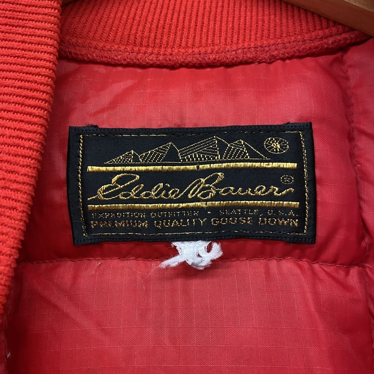 Gilet Duvet D'Oie Vintage Eddie Bauer – Années 70 – Rouge – Taille L – Bouffant
