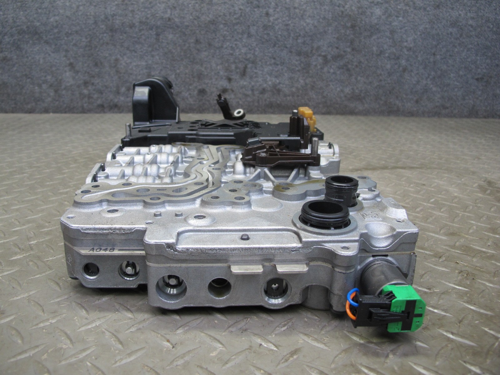 2017-2020 MASERATI LEVANTE M161 8HP70 A/T TRANSMISSION VALVE BODY MECHATRONIC