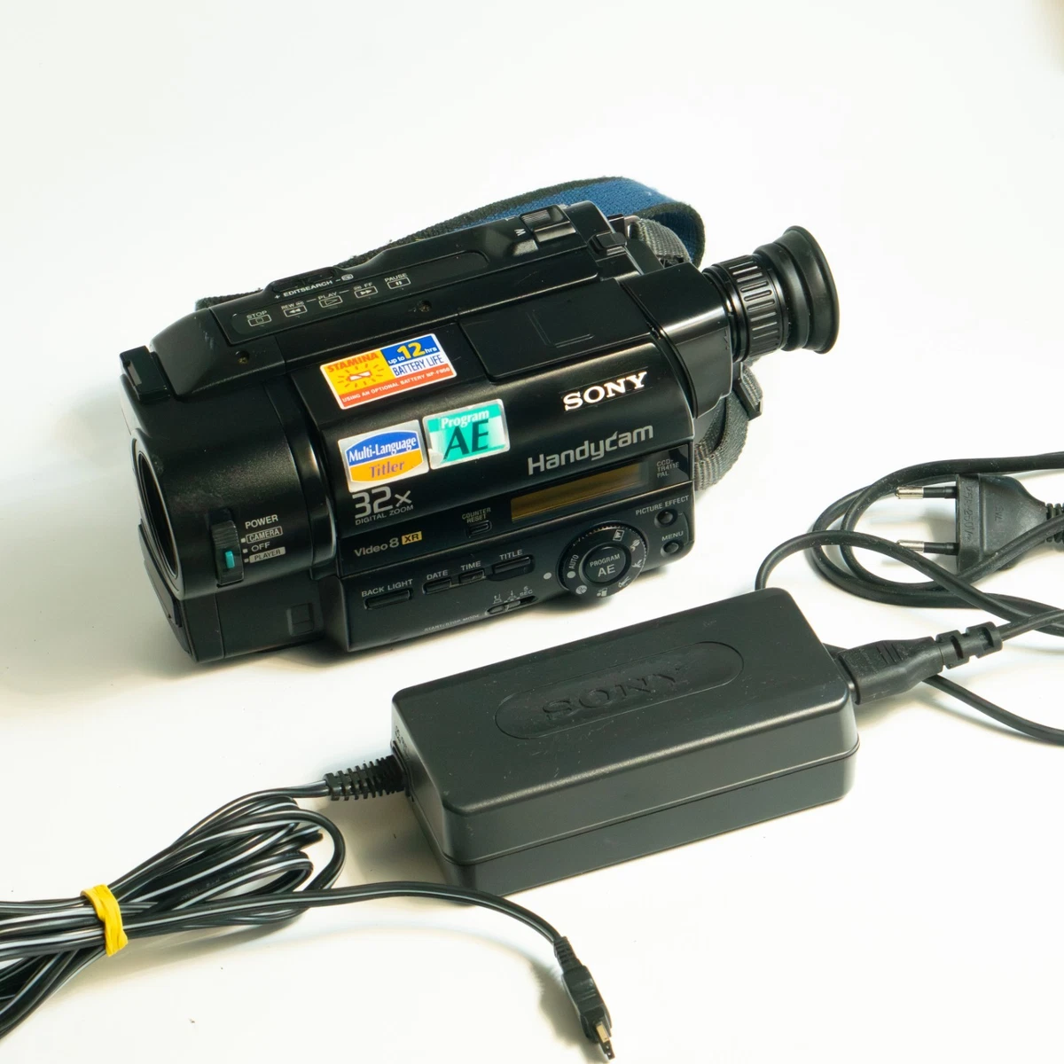 Videocámara Sony CCD-TR411E Video8 XR Handycam PAL probada con cargador de 2 baterías