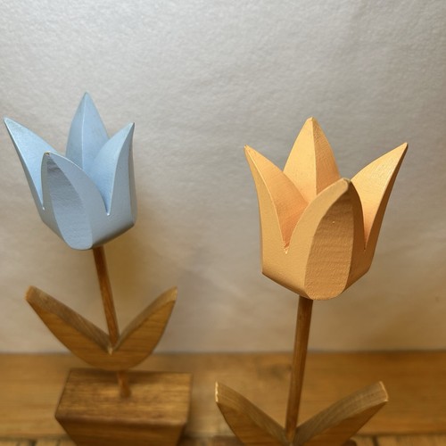 Vintage Wooden Tulip Pair by DS Specialty Spokane Folk Art Spring Decor 11" - Picture 2 of 11