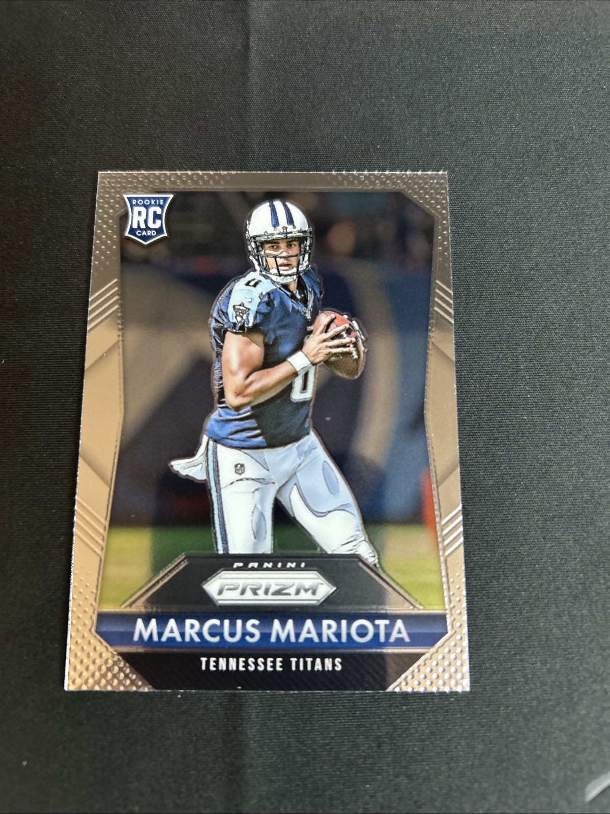 Marcus Mariota 2015 Panini Prizm Rookie Card - Tennessee Titans