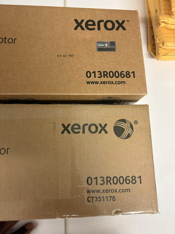 Nuevo lote de 2 cartuchos de tambor originales Xerox 013R00681 para Altalink C8130 C8135 Foto 3 de 4