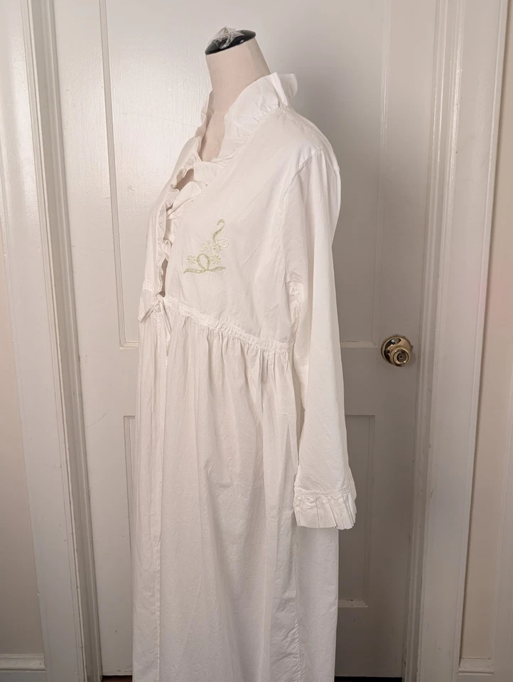 Ropa de dormir de lujo de lino Schweitzer bata de algodón blanca bordada - talla mediana Foto 4 de 4
