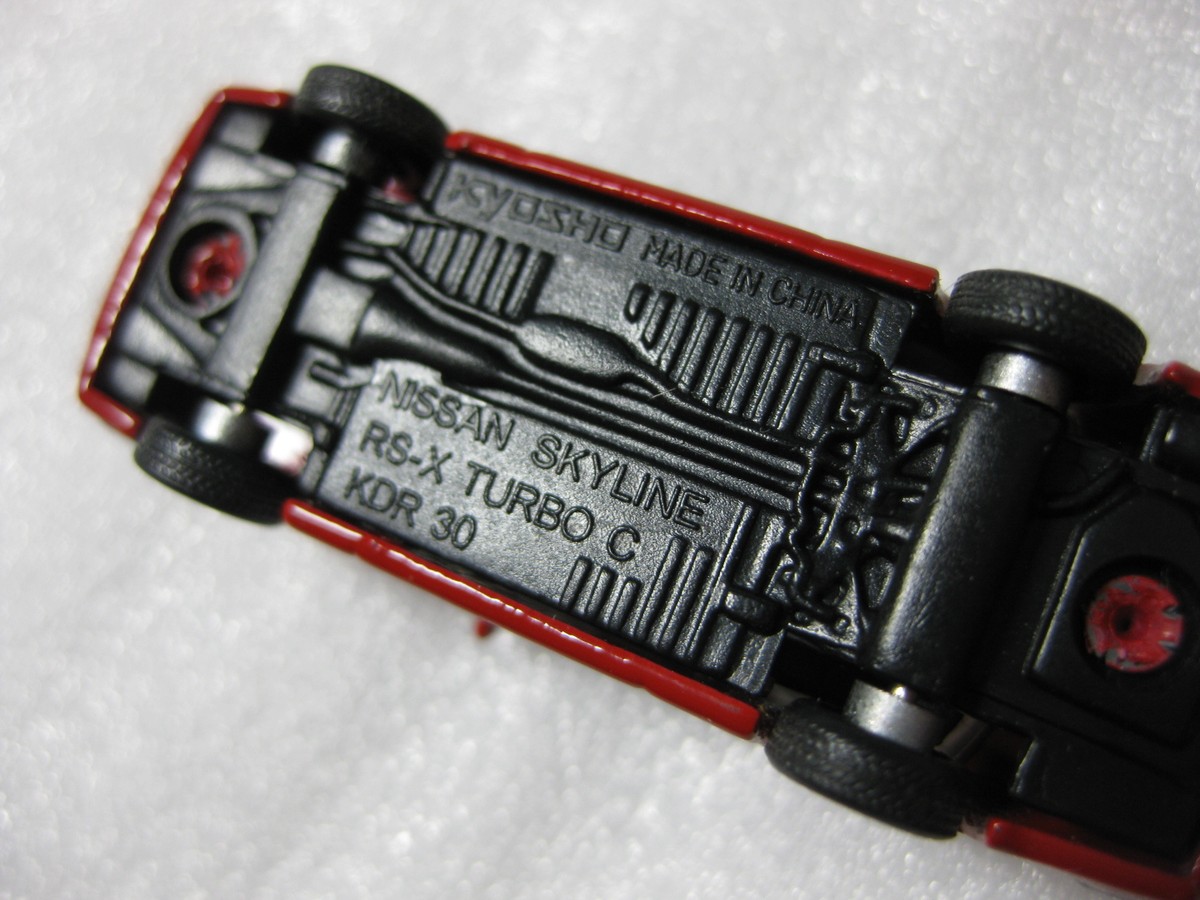 Nissan Skyline 2000 RS-X TurboC KDR30 1984 Kyosho 1:100