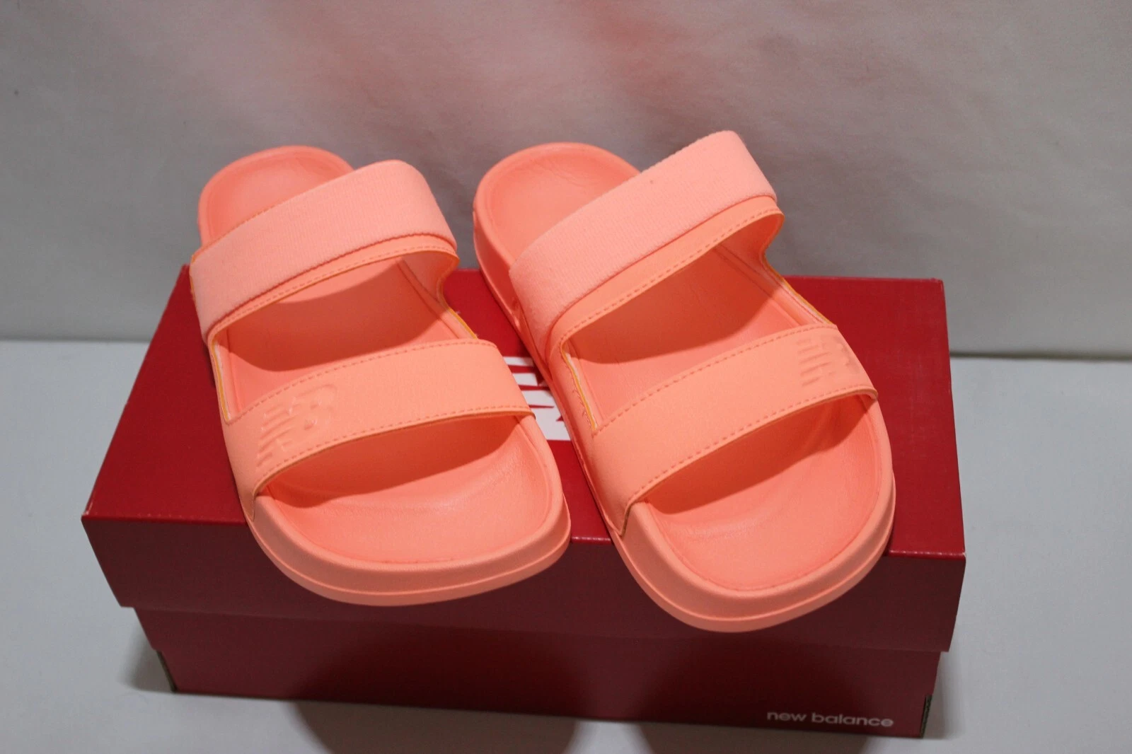 New Balance Women's Size 7B 202 V1 Sandal Ginger Pink Coral New in the box