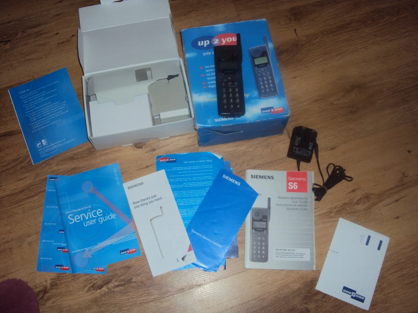 ORIGINAL RETRO RARE BOXED SIEMENS S6 WORKING ON T-MOBILE AND EE