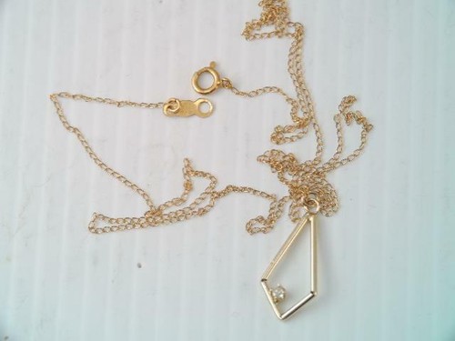 SOLID 14K GOLD \u0026 SMALL DIAMOND PENDANT 