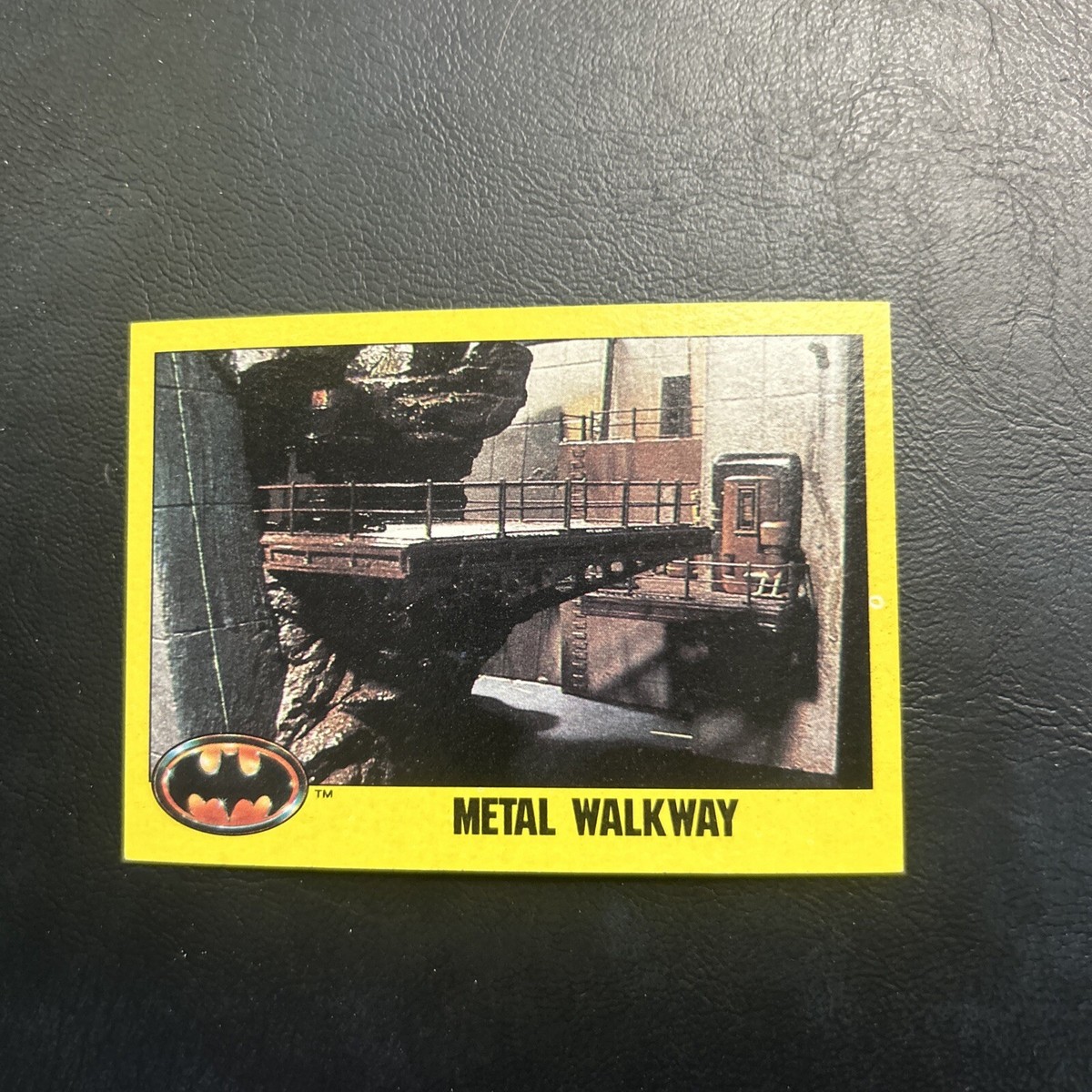 Jb100c Batman 1989 Topps #200 Batcave Dark Avengers Secret