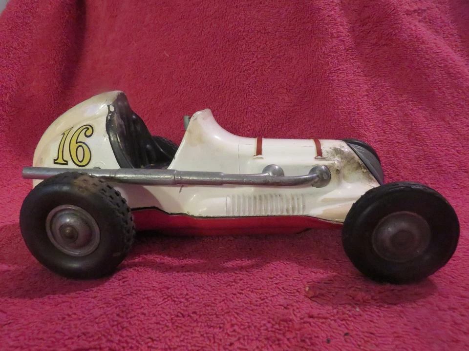 Roy Cox Vintage Thimble Drome Champion Tether Race Car Toy Silver Vintage 50s - Image 2 of 4