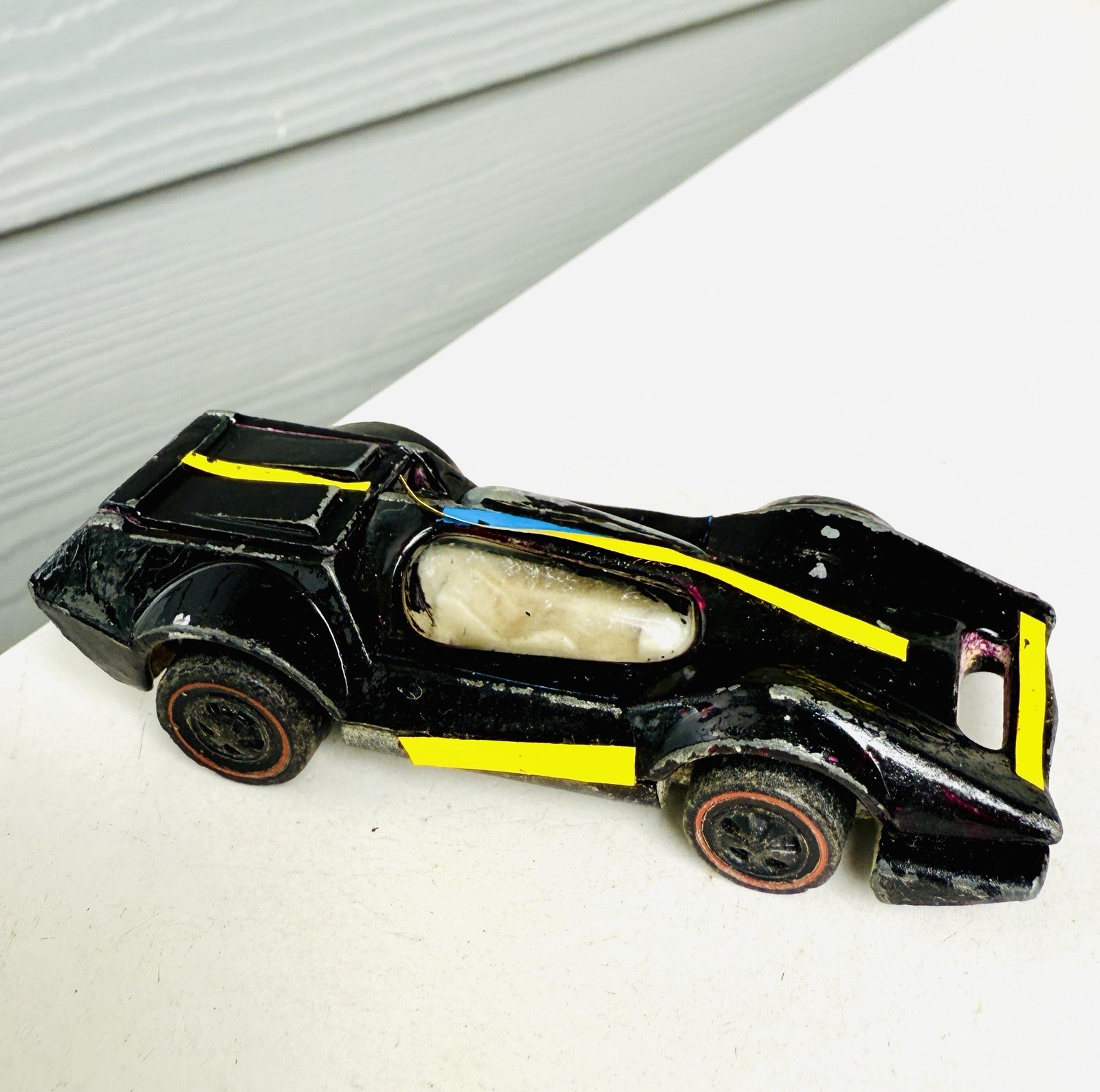 Picture 1 of 6