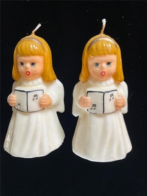 VINTAGE PAIR OF ANGEL CHOIR SINGERS CANDLES 5'' TALL SONG BOOKS GREAT SHAPE