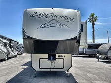 2018 Heartland Big Country 3155RLK