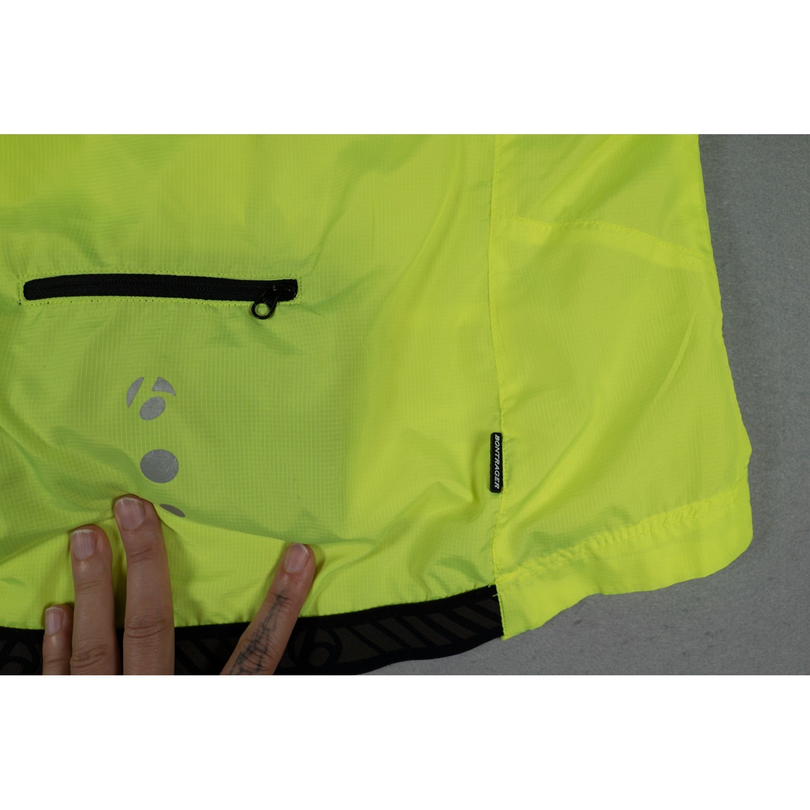 Bontrager Womens Cycling Windbreaker Jacket Neon Yellow M Full Zip Reflective image 10