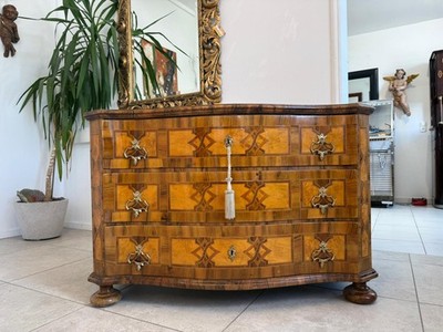 Barockkommode Original Nussfurniert Antiquität Restauriert D2601