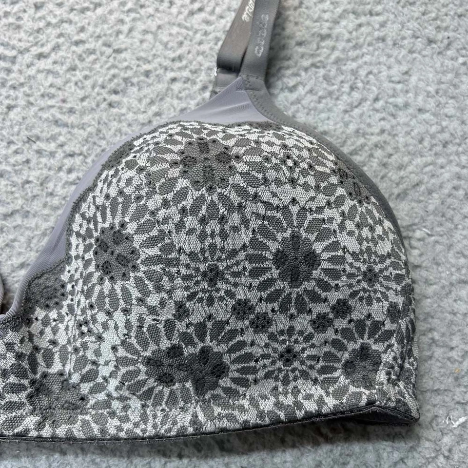 Sujetador Camiseta Aerie Bra 36D Real Happy Wireless Foto 2 de 4