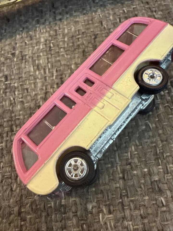 Autobús ligero vintage Tomica raro 1972 Mazda rosa/crema ¡Excelente estado! Foto 2 de 4