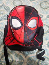 Spider-Man Marvel Boys Large Backpack Red Black Graphic Print Zip Mesh Pockets