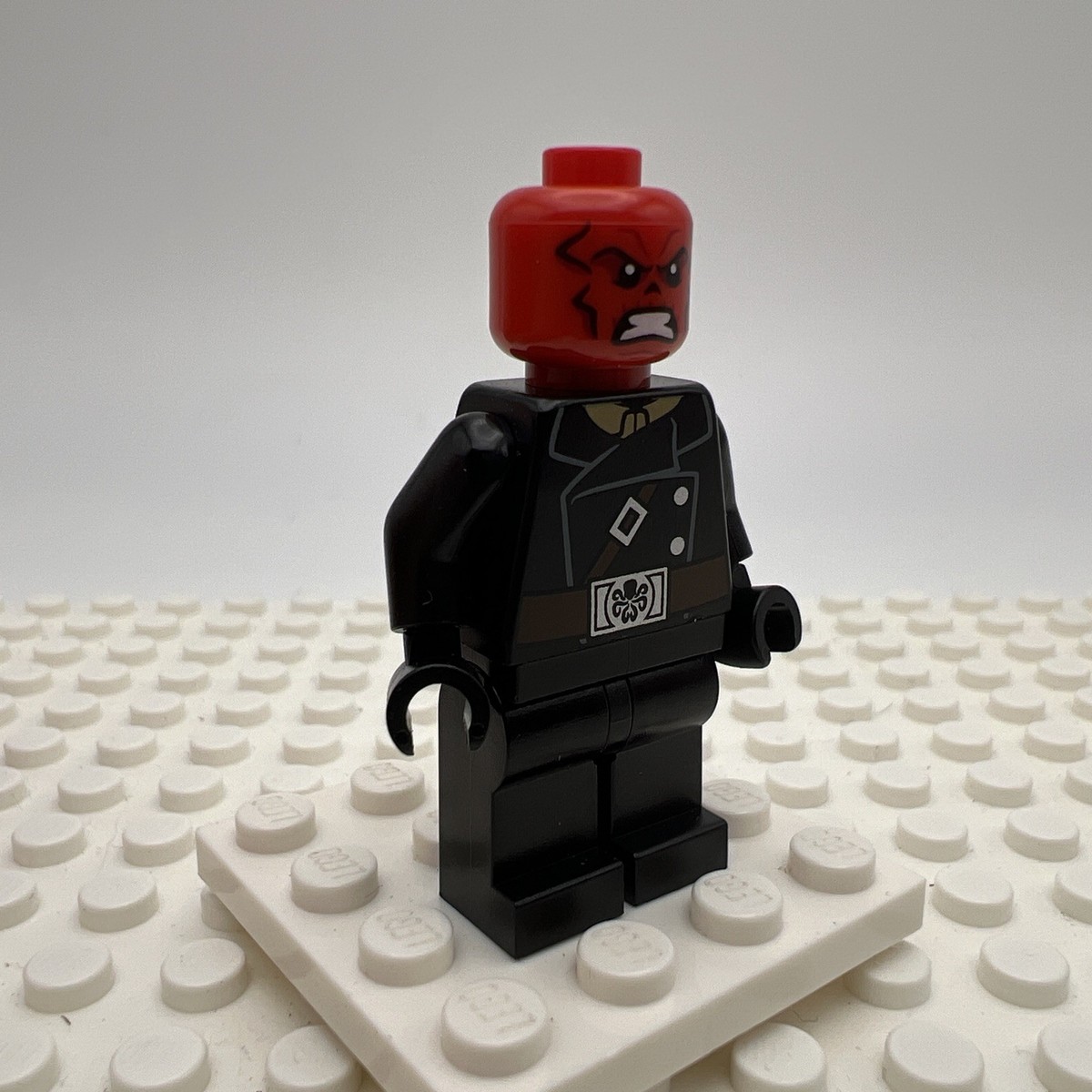 LEGO Minifigure Red Skull Dark Brown Belt sh107 Marvel Super