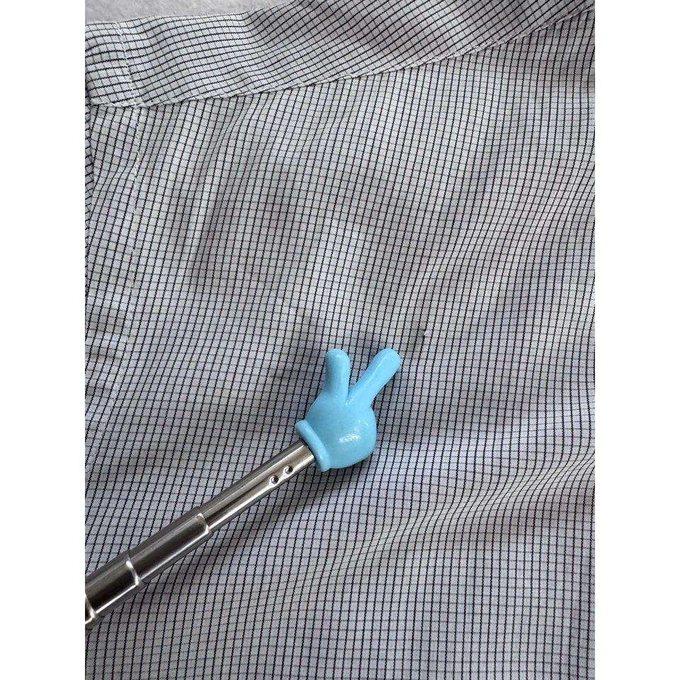 Ventana blanca para hombre Carolina Herrera abotonada  Foto 4 de 4