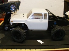Associated 40005 CR12 1/12 Tioga 4X4 Off-Road Trail Truck RTR Used