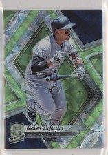 2019 Panini Chronicles Spectra Neon Green Prizm 15/49 Miguel Andujar #100 2s1