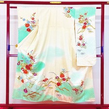 Japanese Kimono 'FURISODE' Silk/Cream/Flower/Gold embroidery/Length:155cm N882