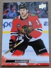 2022-23 Upper Deck #38 Alex DeBrincat Chicago Blackhawks 