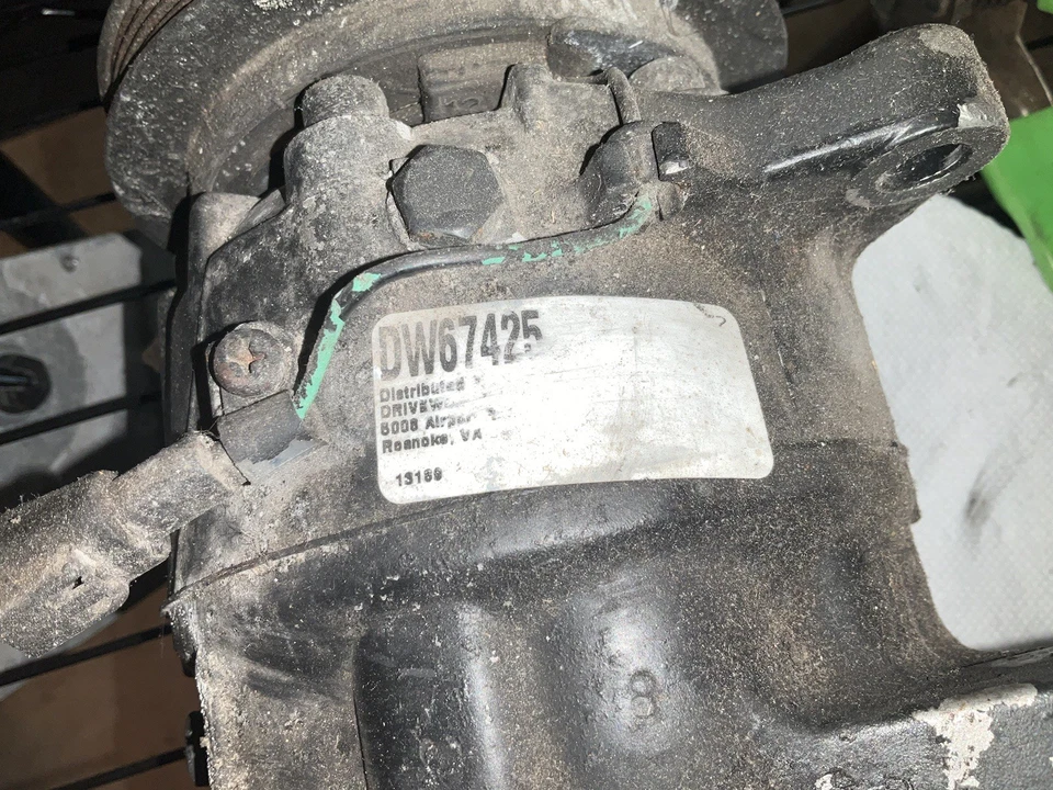 Nissan/Infiniti J30 1996 compresor de CA Foto 4 de 4