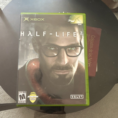 Valve Half-Life 2 Microsoft Xbox NTSC M 2004 FPS Half-Life Series Manual