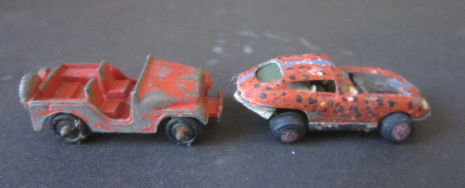 lote (2) Coches diecast vintage años 60 MIDGETOY JEEP & JOHNNY LIGHTNING PERSONALIZADOS XKE Foto 4 de 4