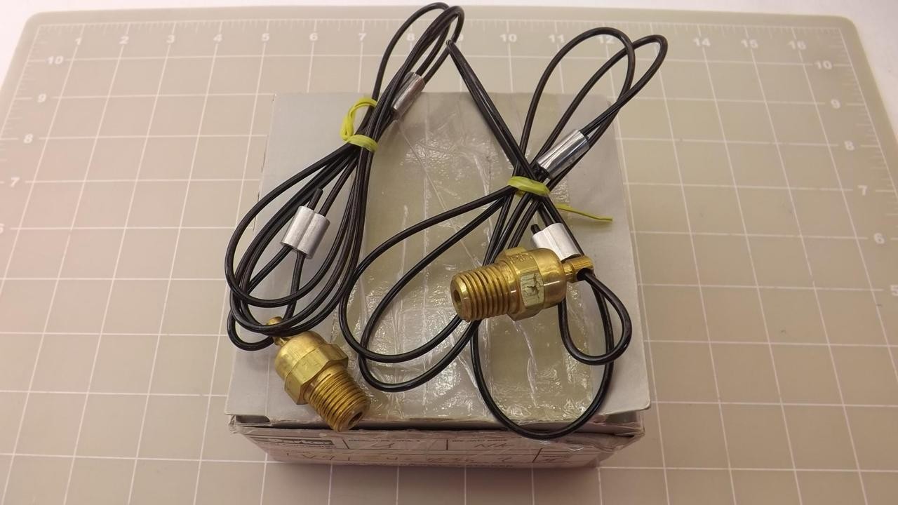 LOT OF 2 PARKER LV91-4-036 LANYARD VALVES T24429