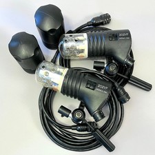 2 Speedotron 202VF 2400ws Strobe Heads w/ 7  Reflectors, Rings and cables.