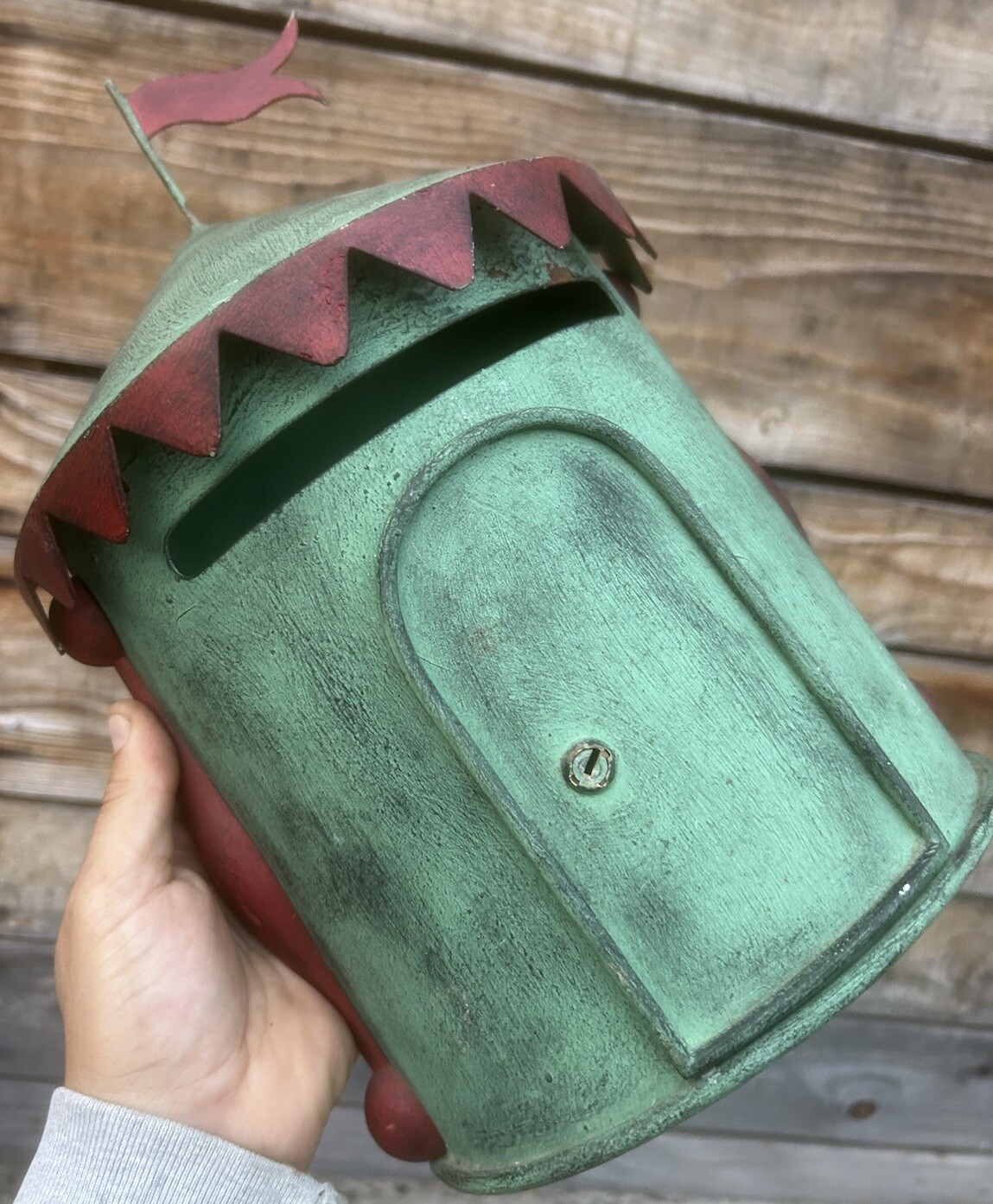 Boîte aux lettres ancienne chapiteau de cirque vintage déco extérieure